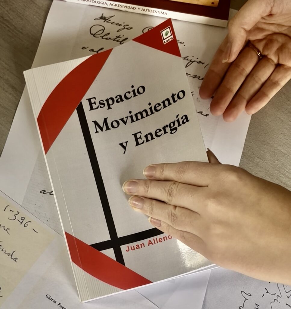 El libro de Espacio, Movimiento y Energía de Juan Luis Allende