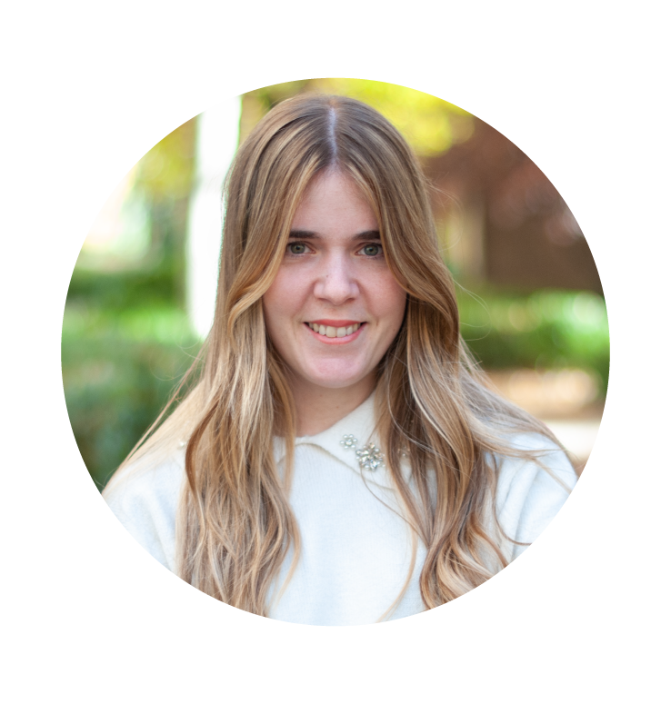 Foto de Ana Rosa, integrante del equipo de comunicación de la Asociación Grafopsicológica de España